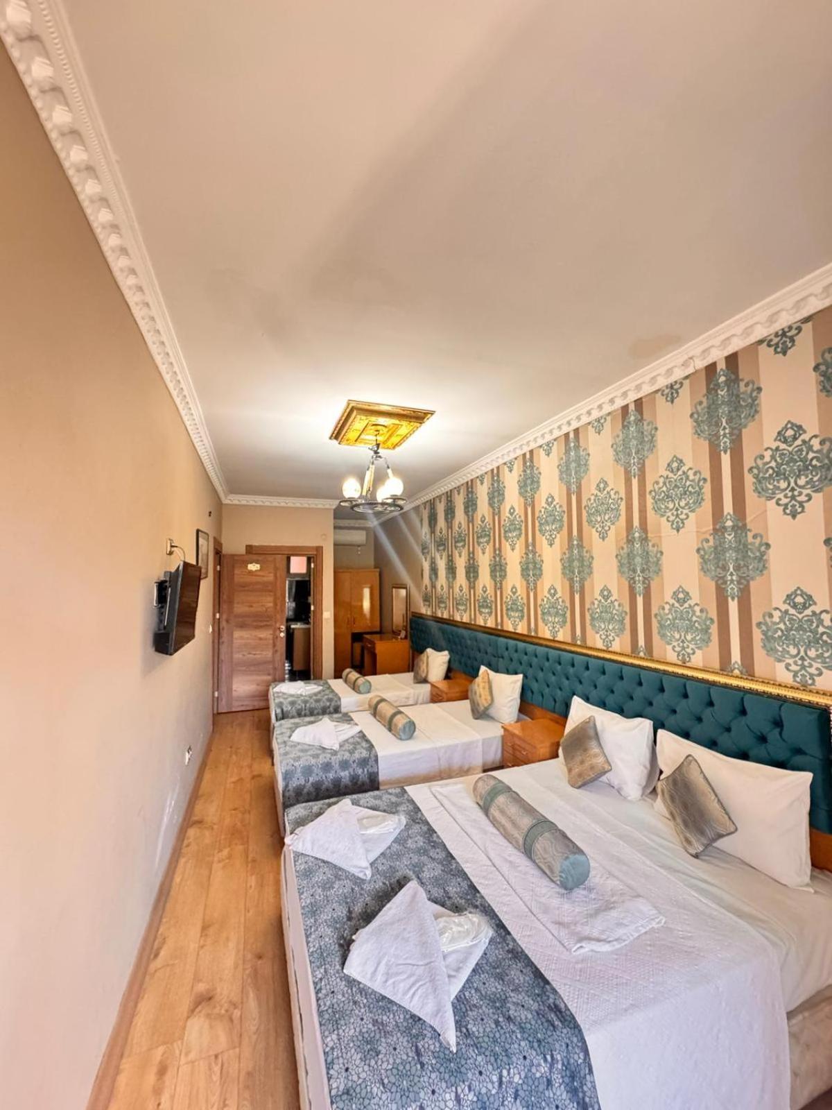 Golden Palace Sea View Hotel 3*